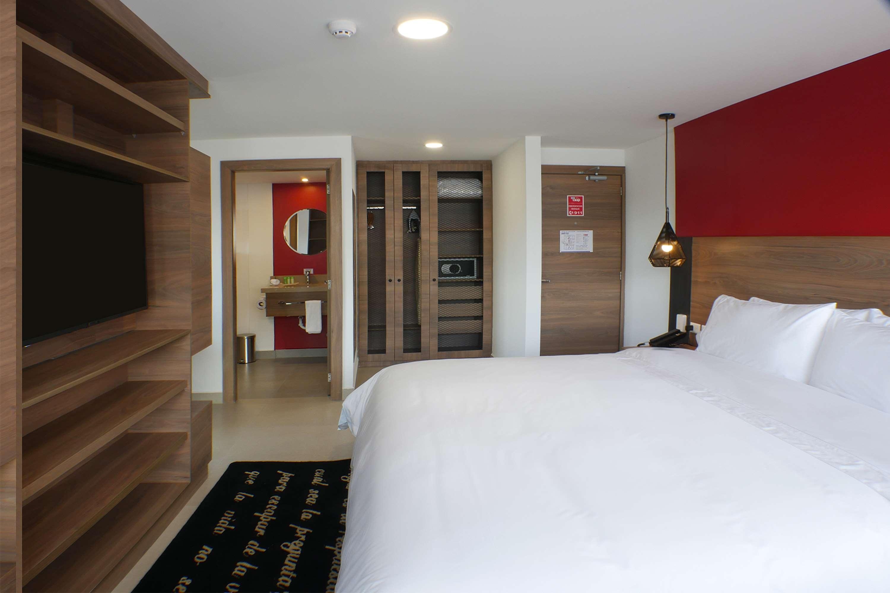 Park Inn By Radisson Кито Екстериор снимка